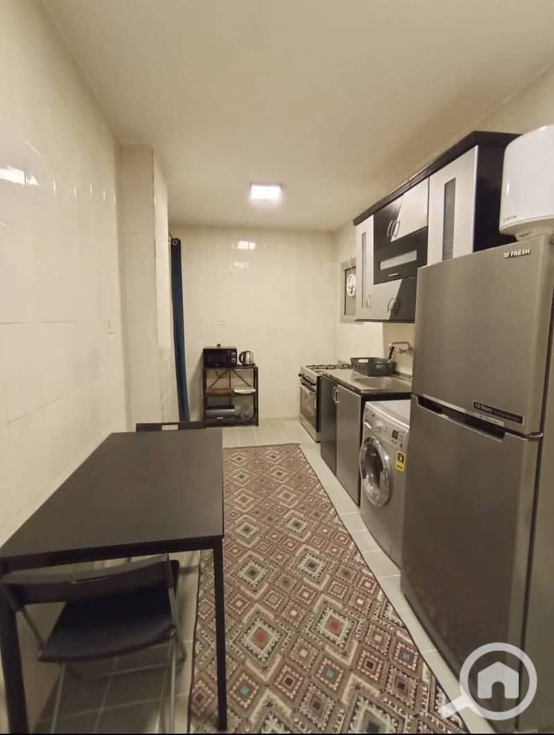 7 949234ae-bc39-4547-872e-846a7df96908. jpeg