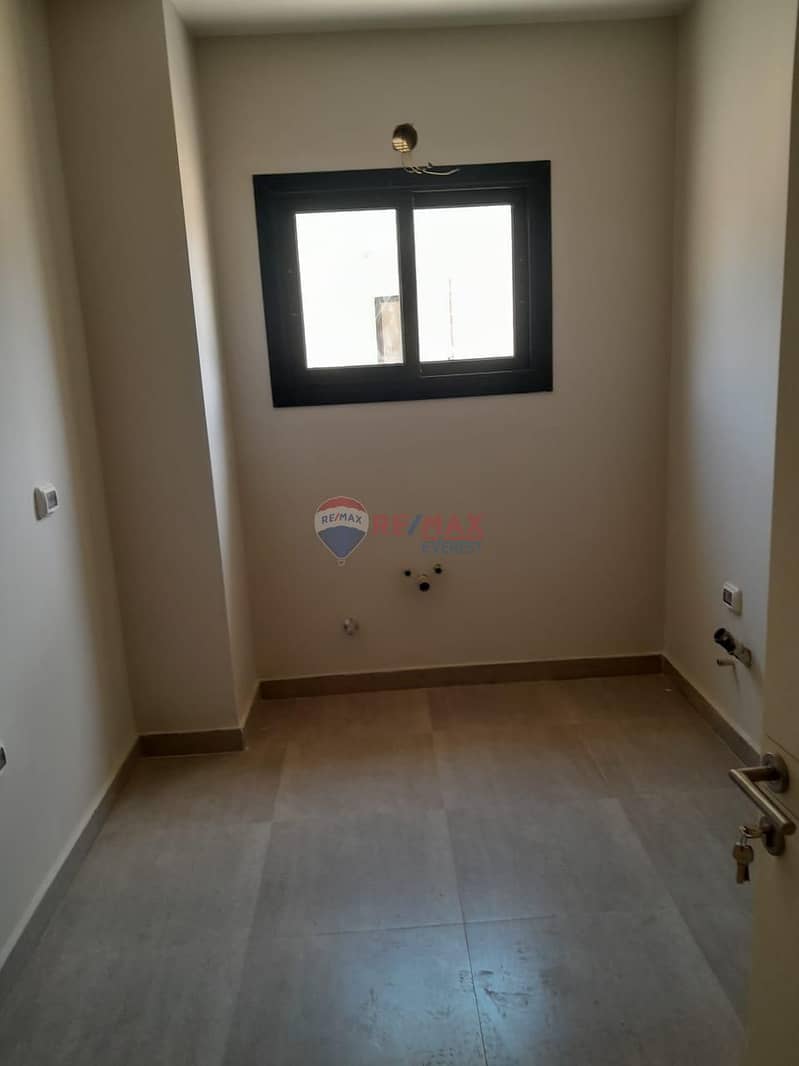 6 WhatsApp Image 2025-12-16 at 12.39. 31 PM (2). jpeg