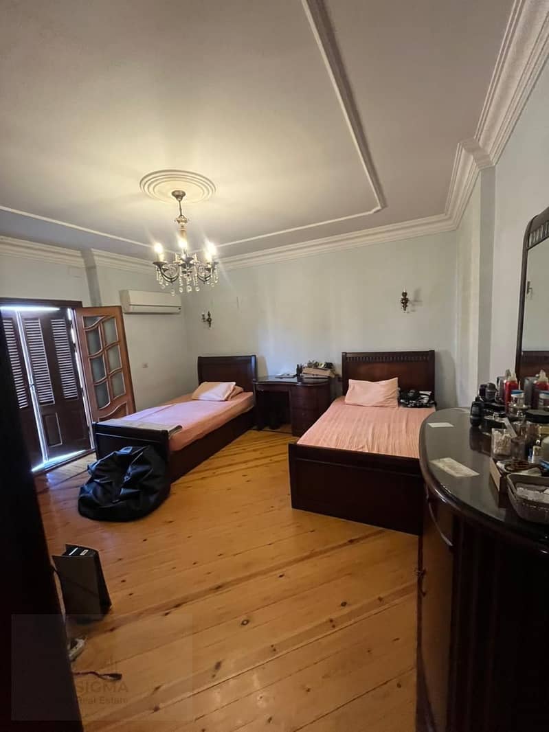 1000282193. png 1000282193. png