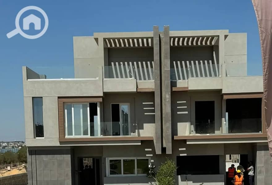 8 7345741-56377o. JPG