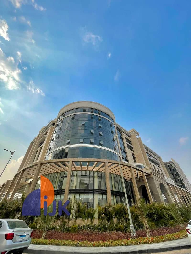 9 qfahisyg8JxjYEntosz3I4CCG0ZPAHI1M7CoSvzJ. jpg