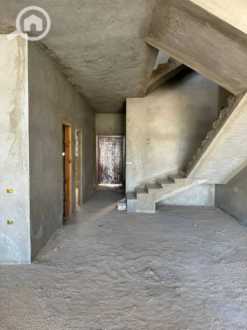 4 WhatsApp Image 2024-08-18 at 16.49. 29_15f7f949. jpg