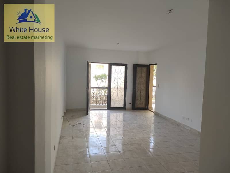 12 2109358195878788e7-c29d-4836-8340-6c05c2f8350a. jpg