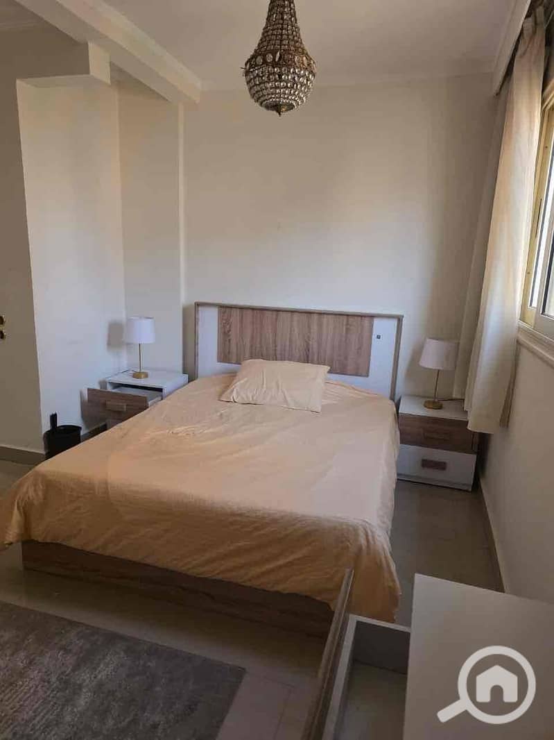 4 b44aeb4f-1b78-4abd-953c-294c89ad14e8. jpg