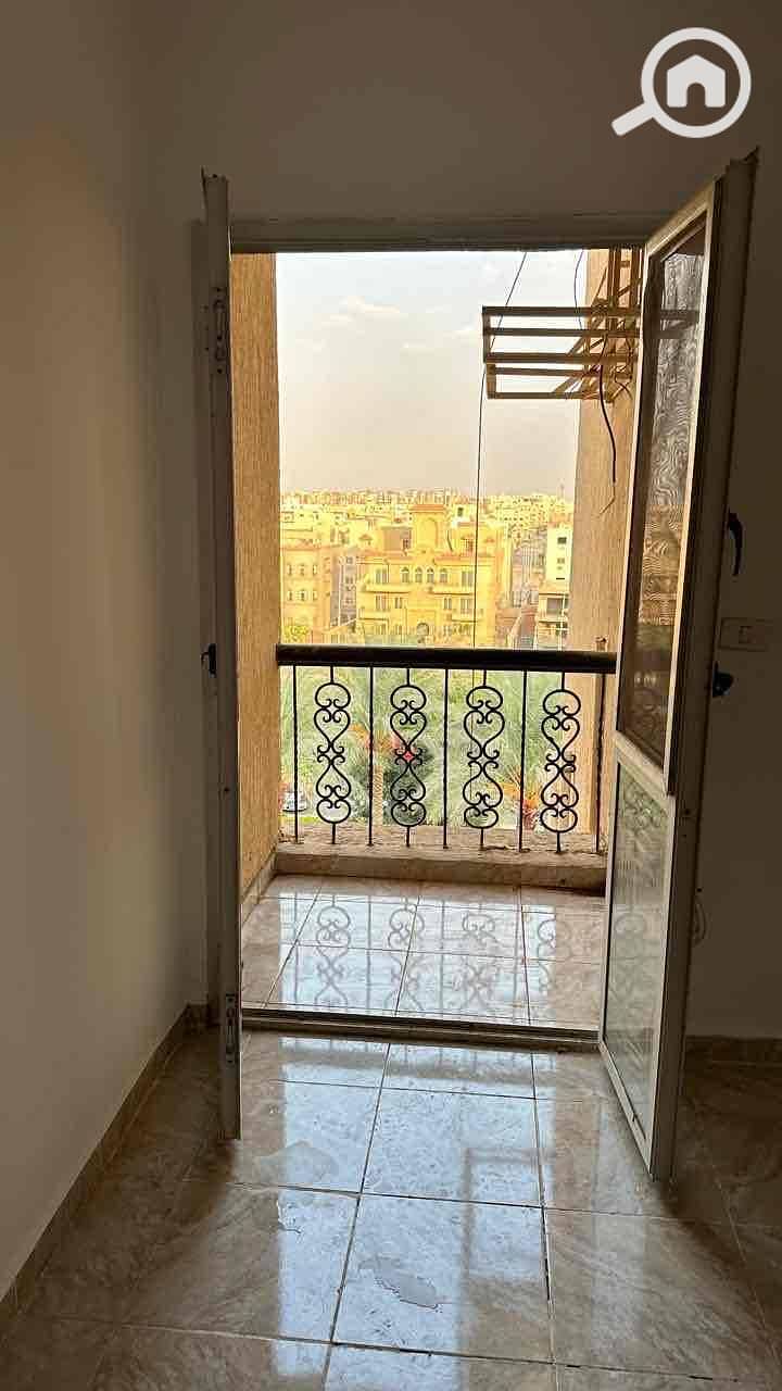 8 fbd86a41-0a73-4691-8a92-c6d69e2fb098. jpg