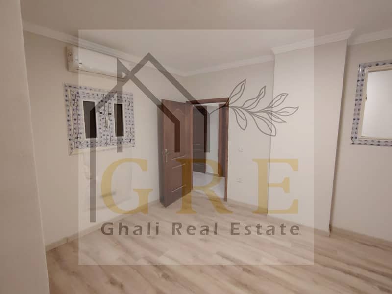 10 e892c83a-ec7b-4e78-b7db-e0dac3032303. jpg