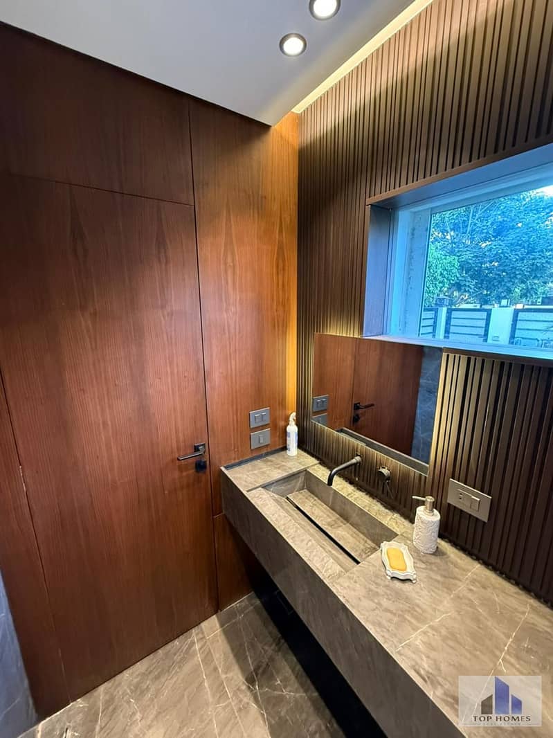 12 WhatsApp Image 2025-11-25 at 6.40. 50 PM (2). jpeg