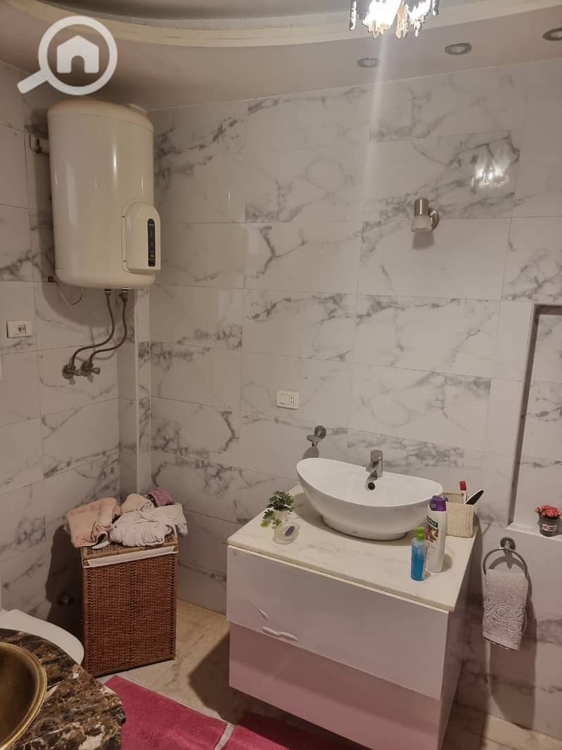 10 0702cc4a-280a-4deb-9179-64d98b19e410. jpeg