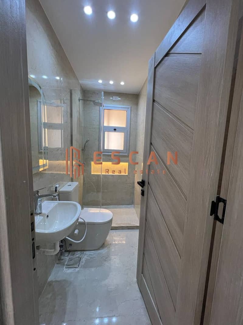 6 ccf4bcc7-8ce0-4feb-8633-99b4b839e554. jpeg