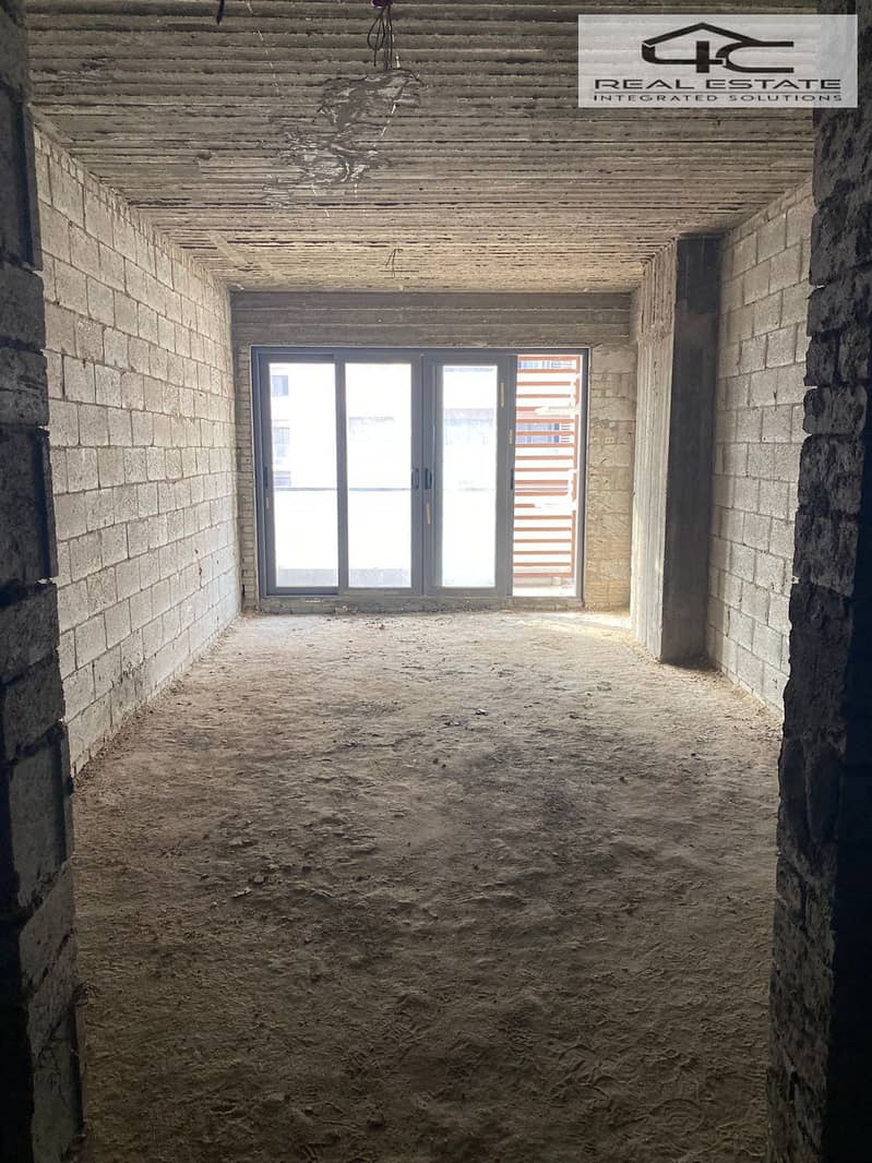 10 WhatsApp Image 2025-12-16 at 3.36. 37 PM. jpeg