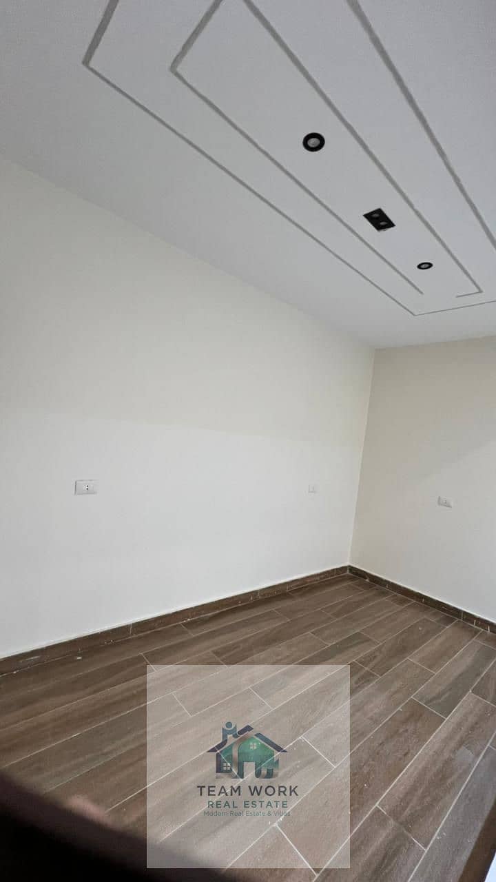 7 WhatsApp Image 2025-12-17 at 2.43. 59 PM. jpeg