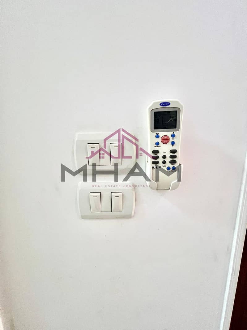 4 photo_5911083710927277223_y. jpg