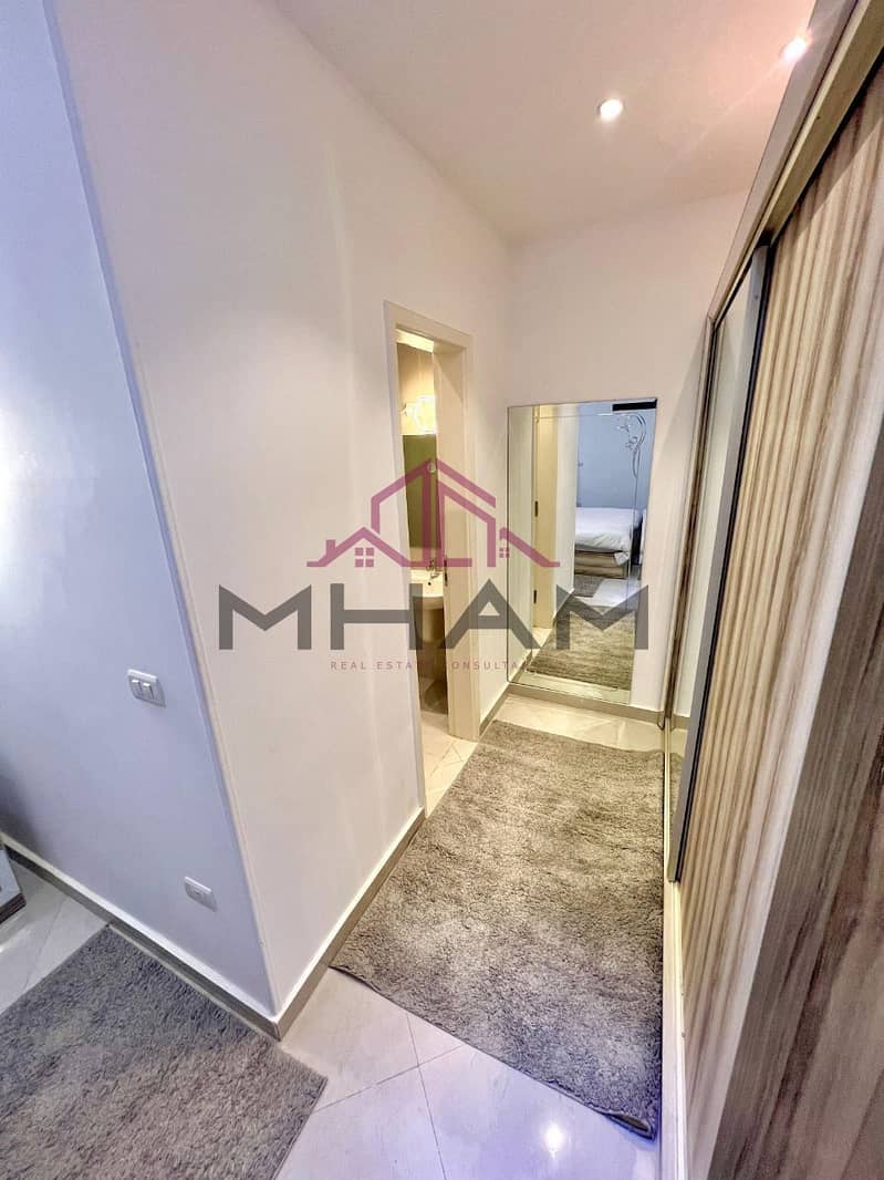 5 photo_5911083710927277224_y. jpg