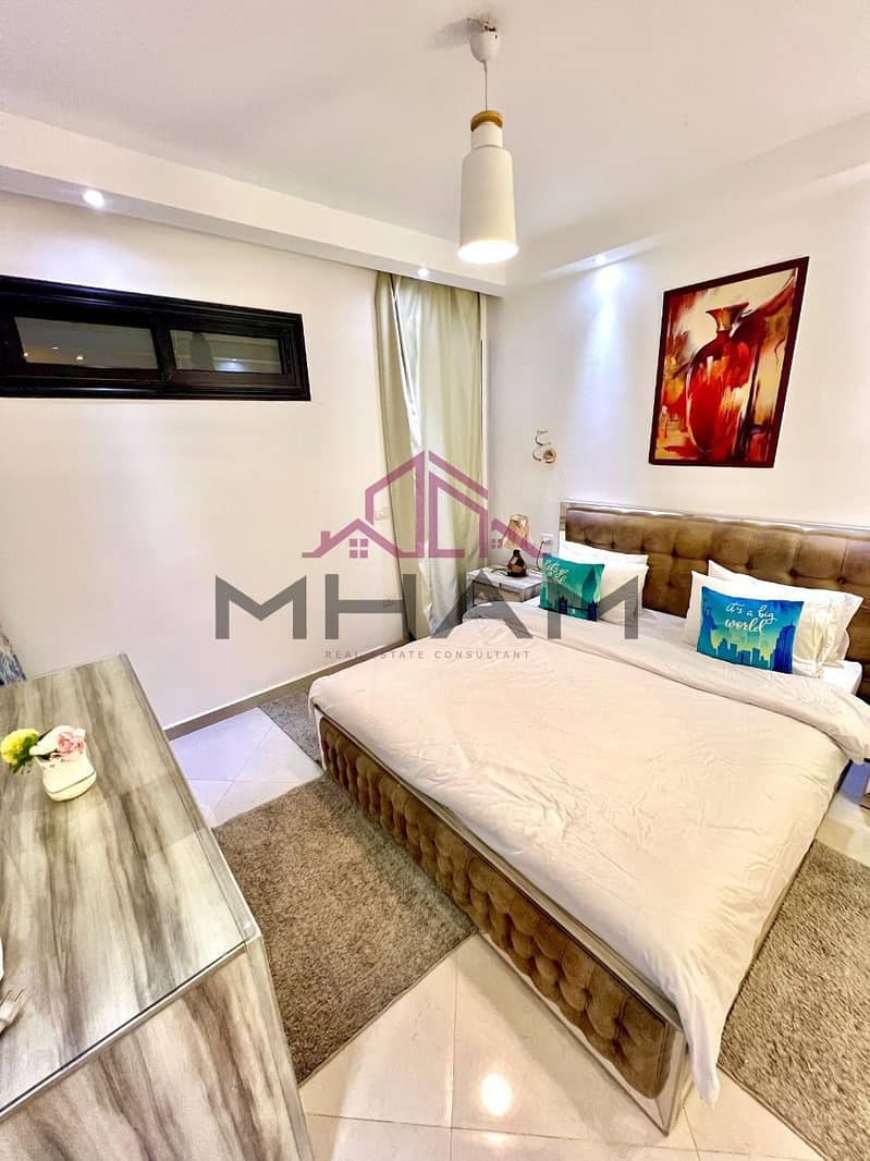 9 photo_5911083710927277229_y. jpg