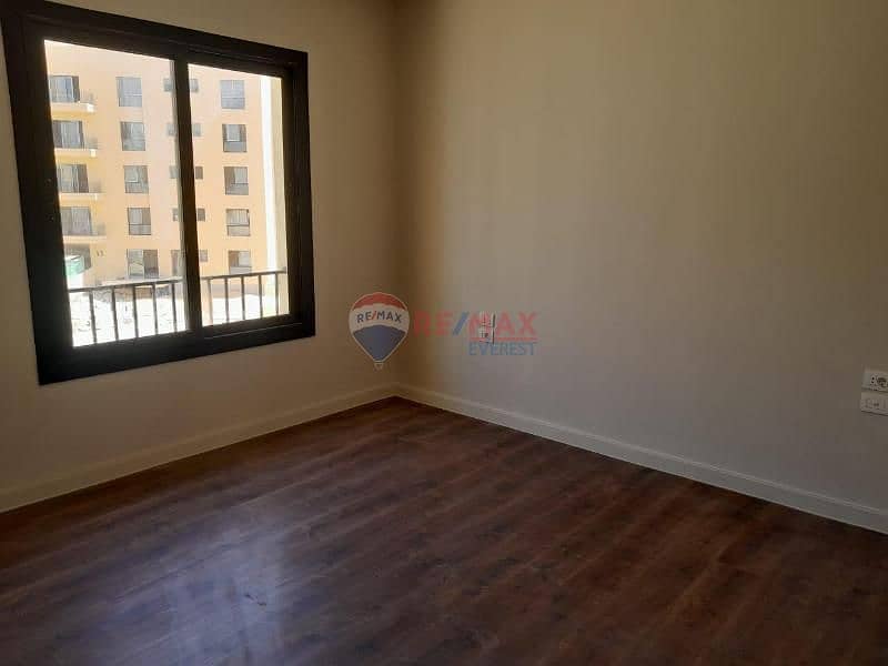 4 WhatsApp Image 2025-12-16 at 12.39. 30 PM (2). jpg