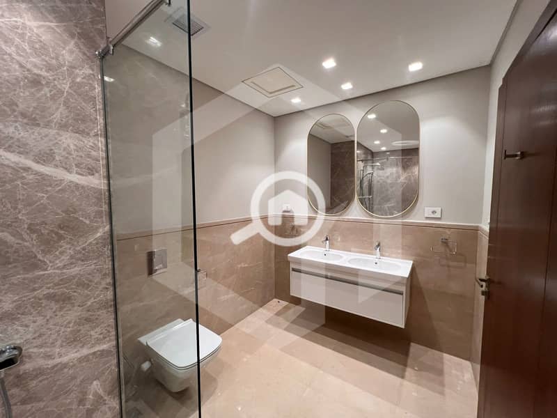 16 Aeon Towers 16. jpg