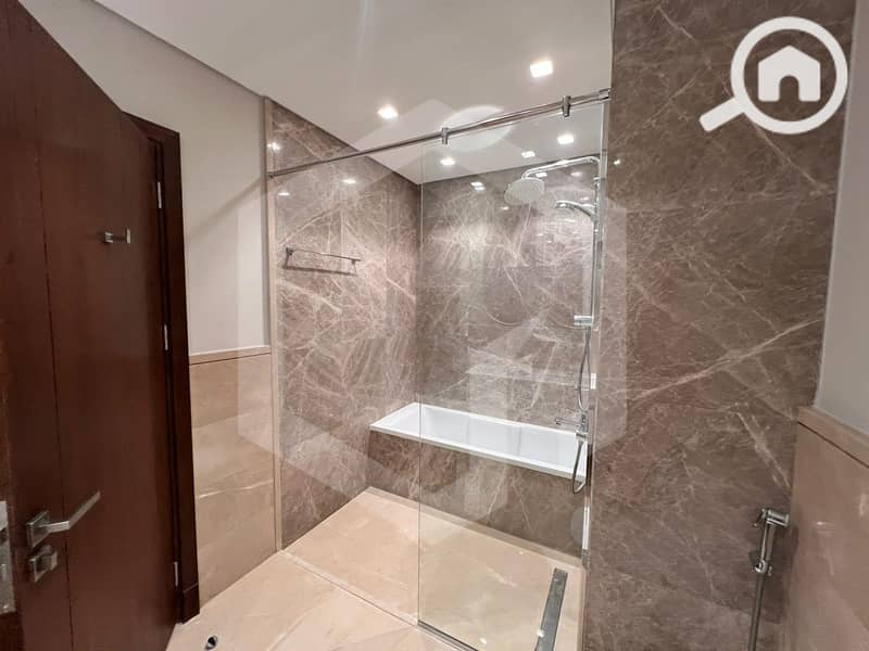 17 Aeon Towers 17. jpg