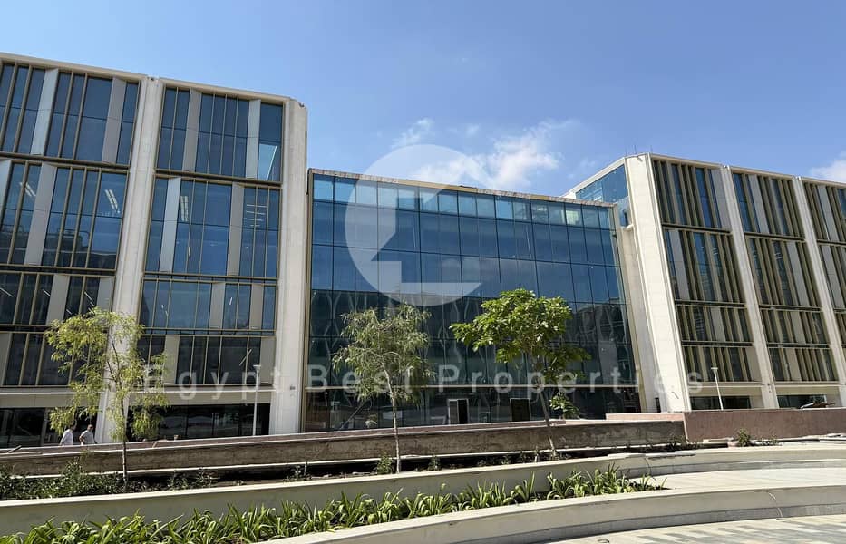 2 2f7f8675-04a2-43b7-9520-a2f8666d5735. jpeg