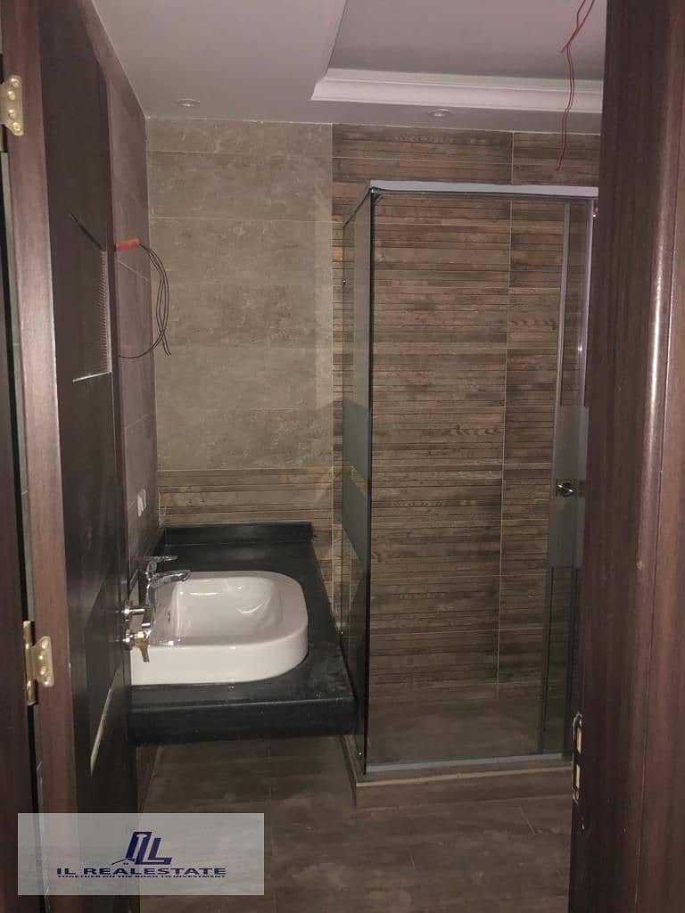 6 75c243b7-a3e6-447e-81f2-b7a82cbb1edf. jpg