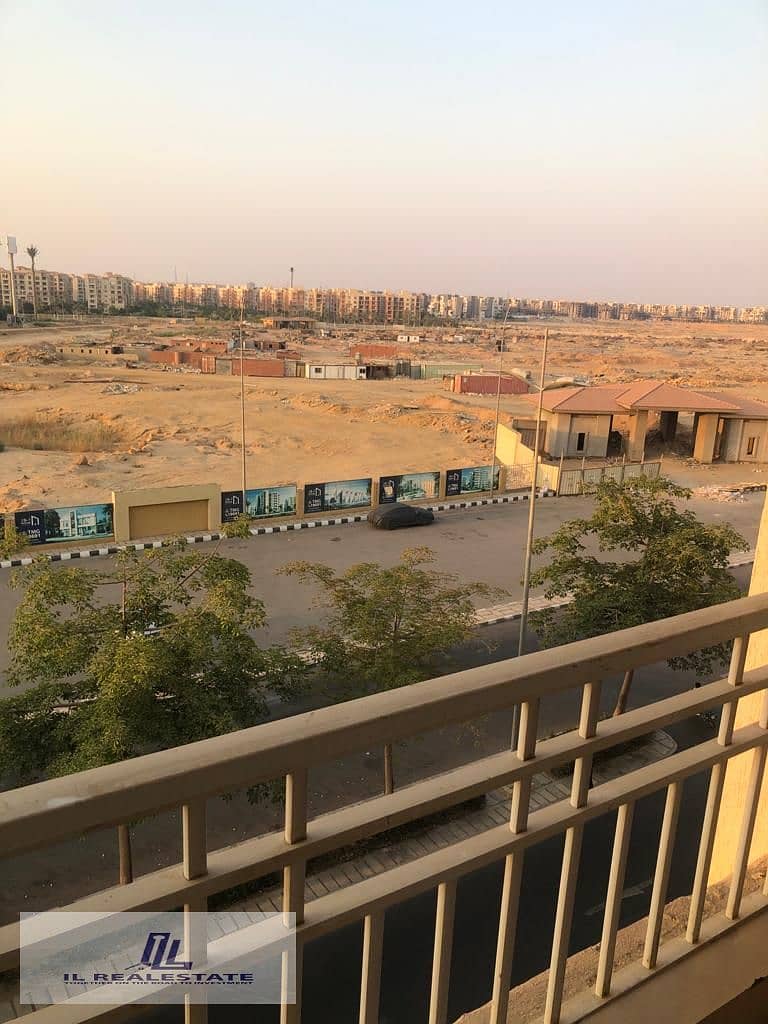 12 f61696dd-0298-4e1f-8a57-65c5b27732d0. jpg