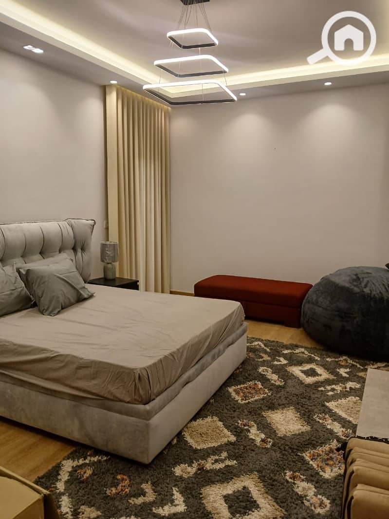 4 WhatsApp Image 2025-12-17 at 14.50. 14 (1). jpeg