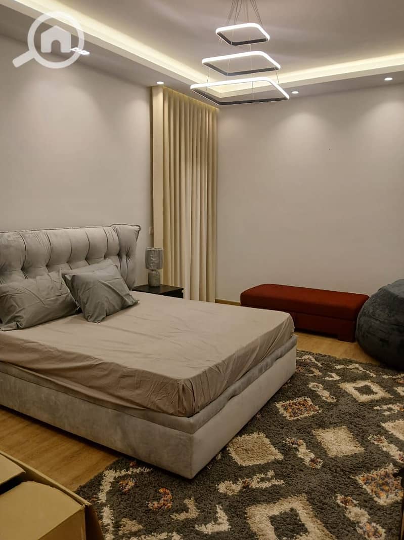 7 WhatsApp Image 2025-12-17 at 14.50. 14 (2). jpeg