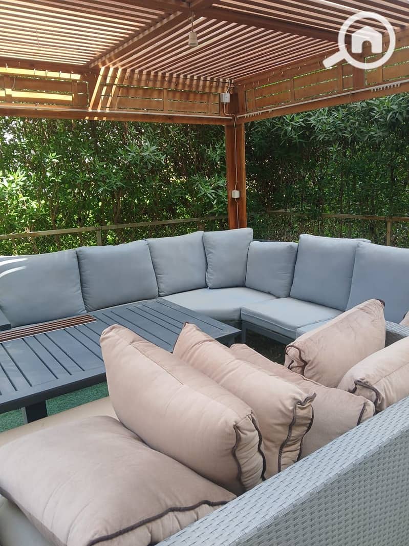 18 WhatsApp Image 2025-12-17 at 14.50. 28 (1). jpeg