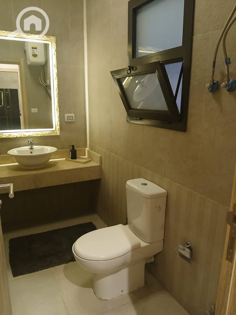 24 WhatsApp Image 2025-12-17 at 14.50. 34. jpeg