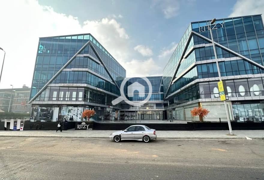 8 8425890-930eco. jpg