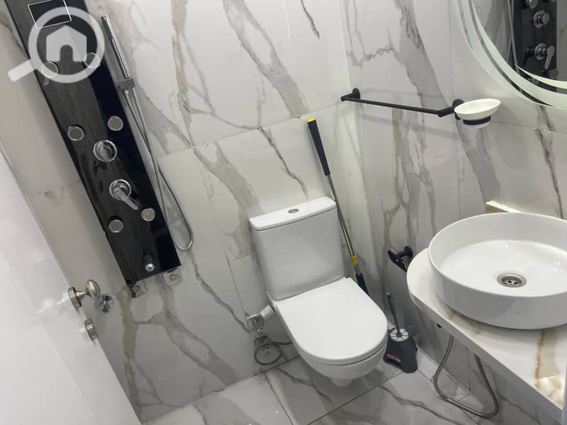 6 WhatsApp Image 2025-12-17 at 11.47. 48 (3). jpeg