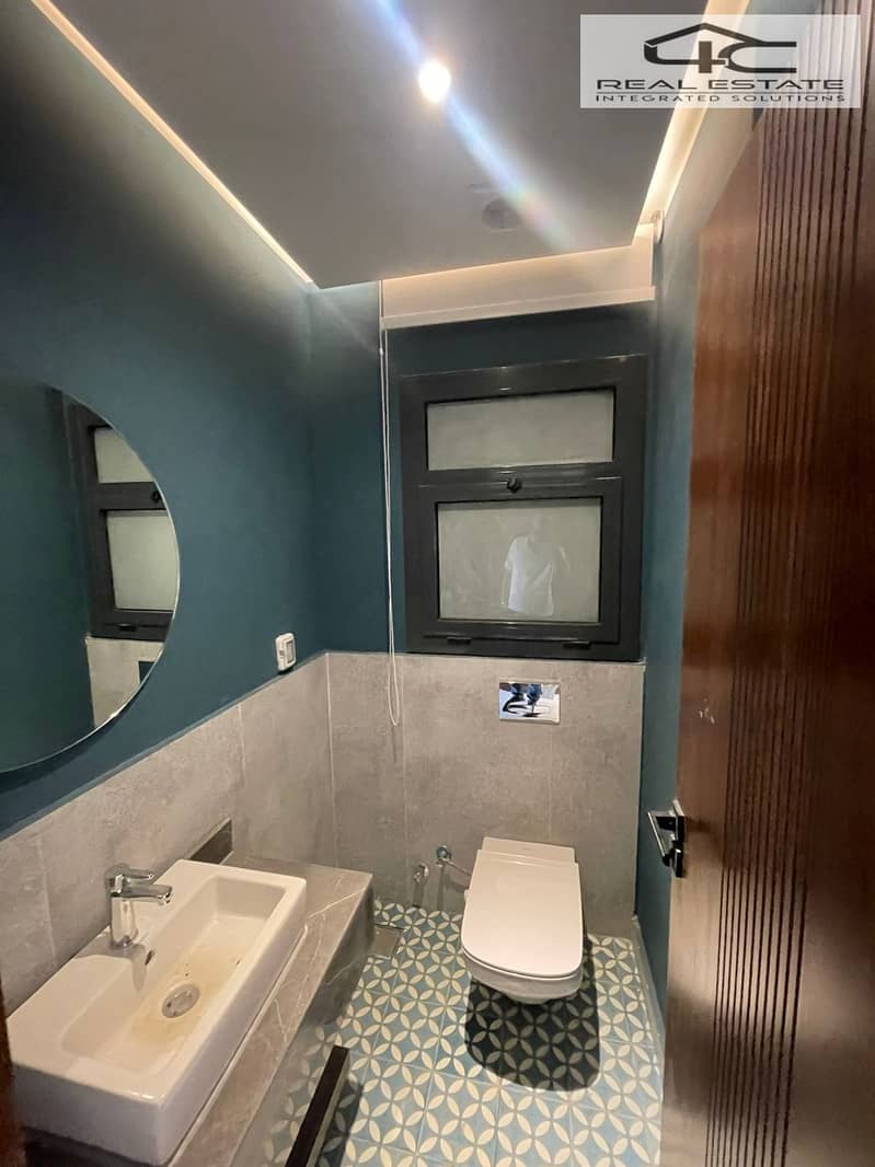 10 WhatsApp Image 2025-11-06 at 4.26. 45 PM (3). jpeg