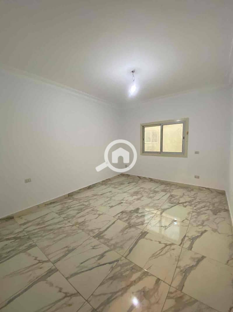 3 f81e3848-d2b7-466c-9008-19ef237a6b2d. jpg