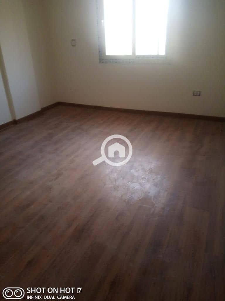 4 WhatsApp Image 2025-12-17 at 13.33. 25 (1). jpeg