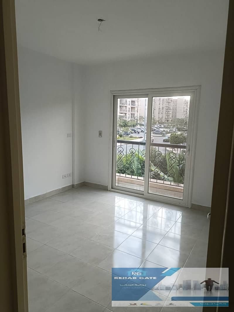 6 WhatsApp Image 2025-12-17 at 2.41. 09 PM (1). jpeg