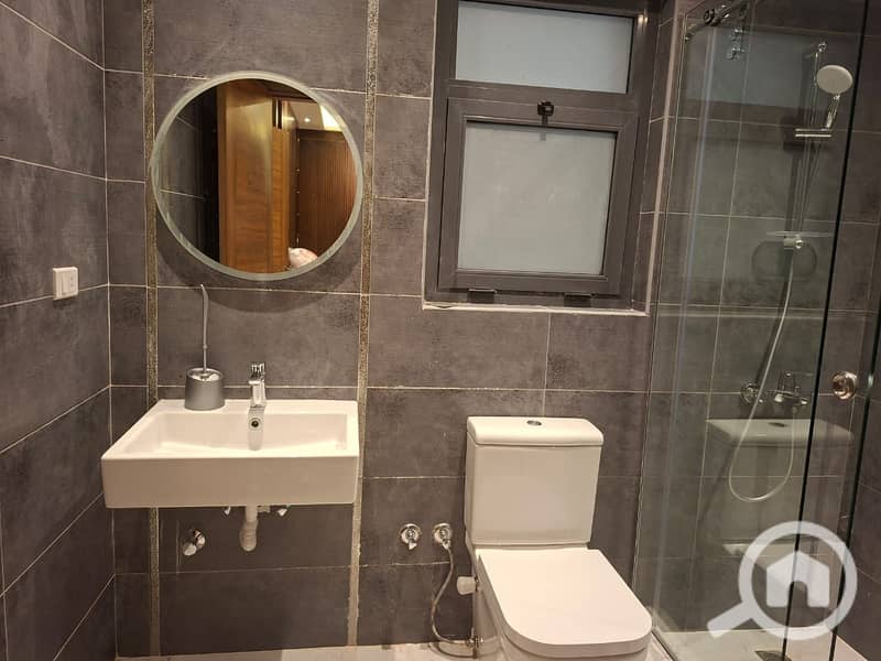 10 WhatsApp Image 2025-12-16 at 10.38. 53 PM. jpeg