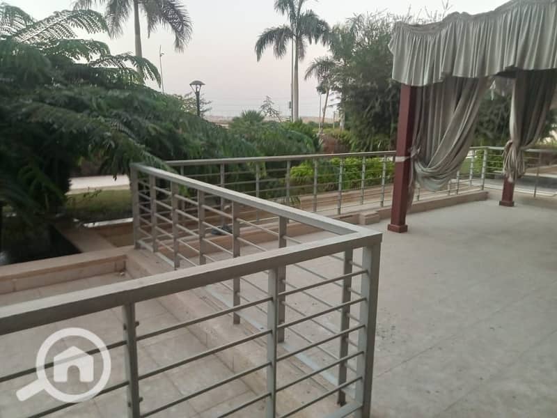 8 449afb08-cb0d-4f65-bcbe-5824516143a2. jpg