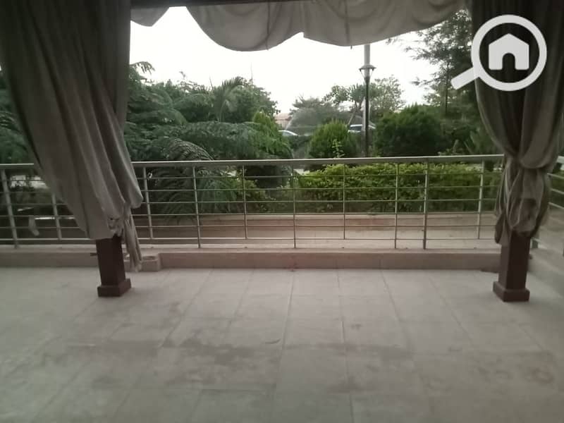 13 d14872f1-c5af-458a-a9dc-7c5527fd44b0. jpg