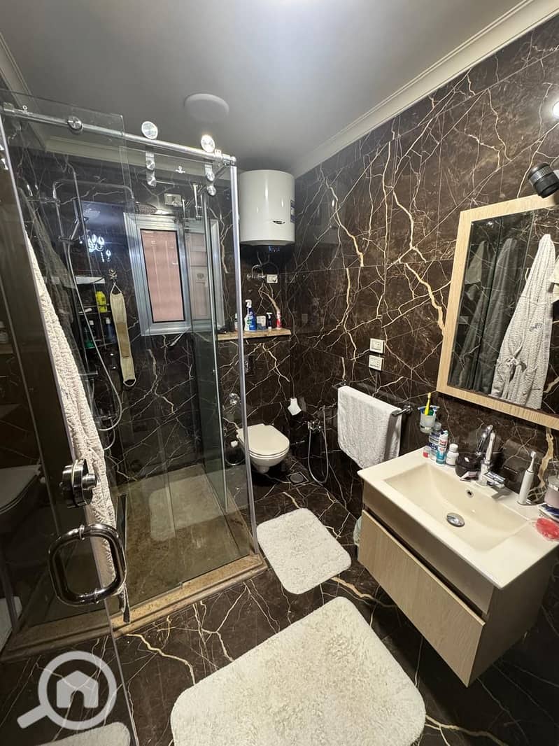 16 f16f9c2a-26f5-4878-b615-daff76999d00. jpg