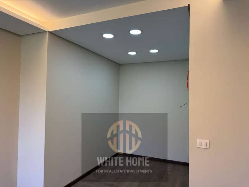 8 d029772c-341a-42c8-b4ae-a5e32e1d775b. jpeg