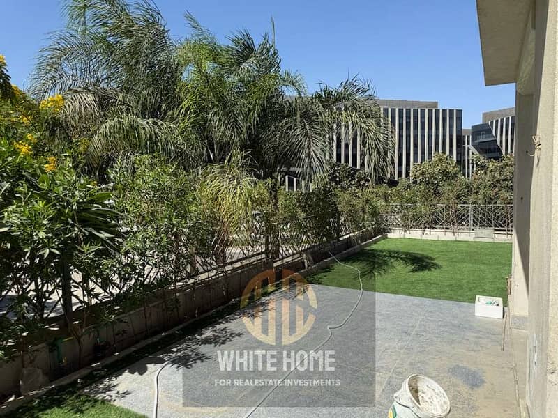 10 2b0f30b7-0737-4193-8f26-1b86604e888b. jpeg