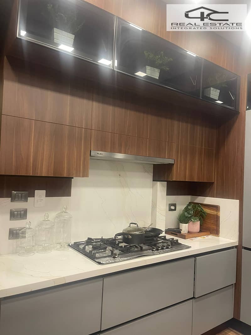 10 WhatsApp Image 2025-12-17 at 4.05. 44 AM (1). jpeg