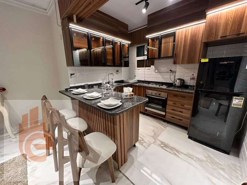 7 f720251e-deec-44a2-99d4-6067973cf38c. jpg