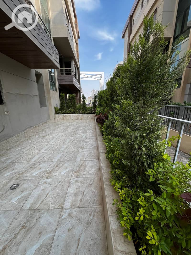 7 WhatsApp Image 2025-12-16 at 12.23. 35 PM (3). jpeg