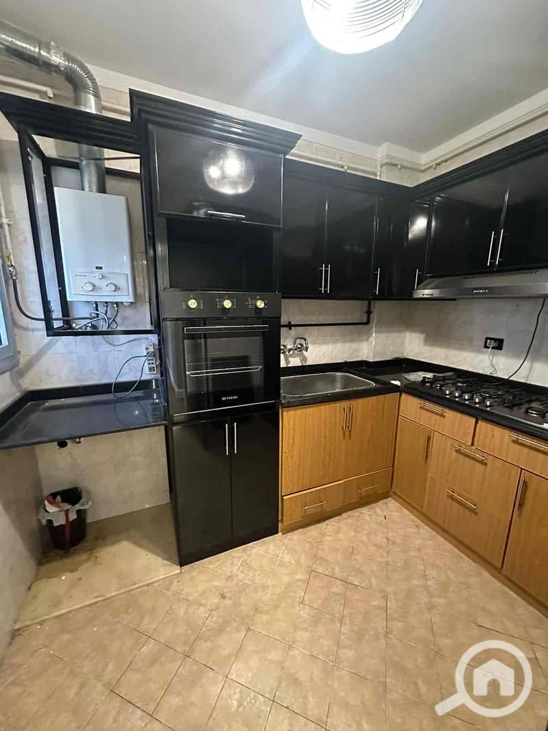 6 ab494ef2-fdb4-4e76-a426-4015c57c8903. jpg