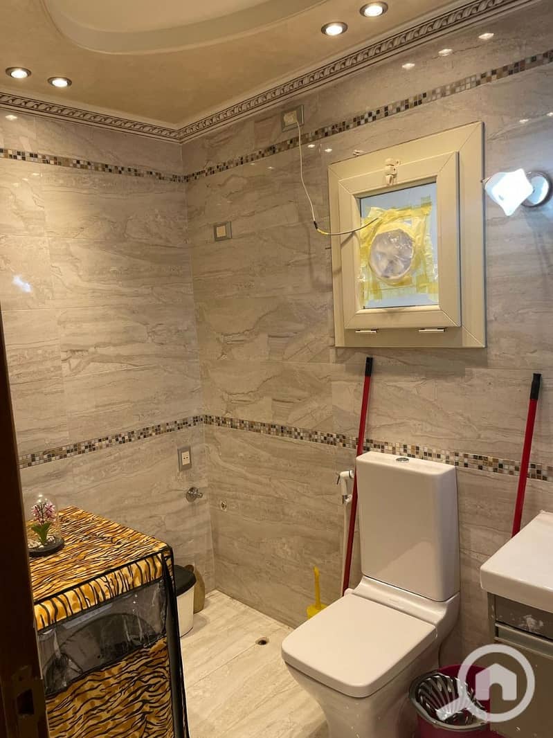 5 1b41a05a-53ec-4426-804e-43b2996066b0. jpeg