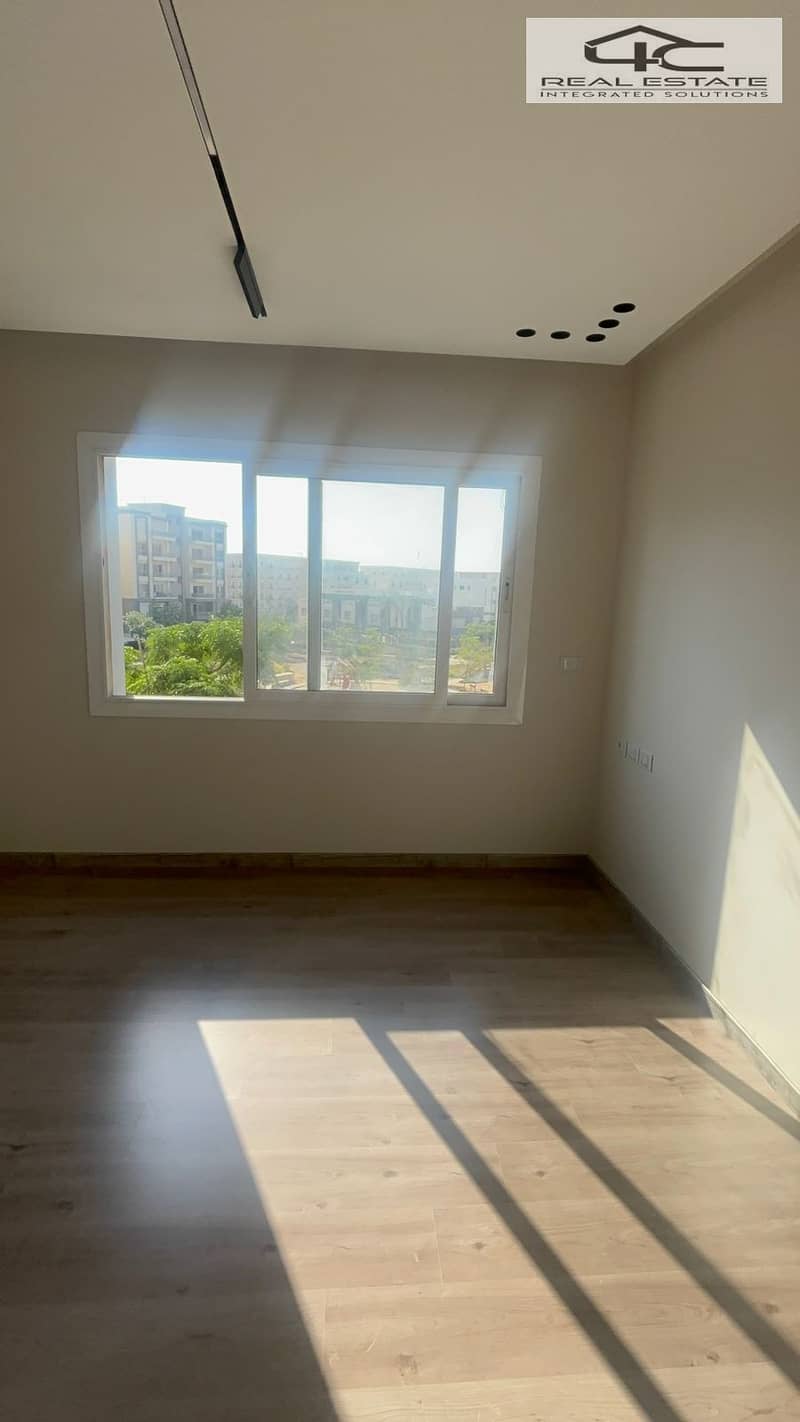 8 WhatsApp Image 2025-12-17 at 4.05. 52 AM (1). jpeg