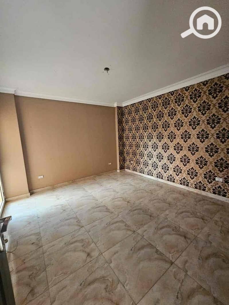 4 977dbb88-7110-4d64-9ddc-dd4a6b2844bd. jpg