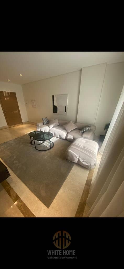 9 fc6dde12-cccc-435c-83c0-e3357fbb02af. jpeg