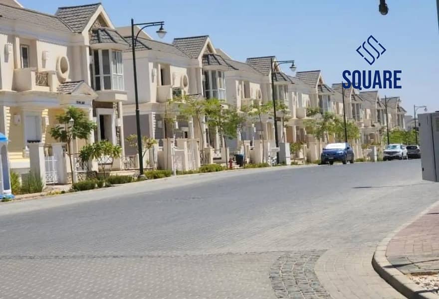 6 8336708-f1547o. jpg