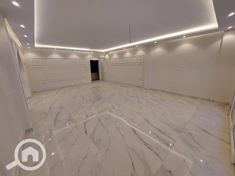 2 160dbebb-59dc-490a-b873-c636f9a3299e. jpg